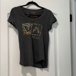 RVCA graphic leopard top size Xsmall
